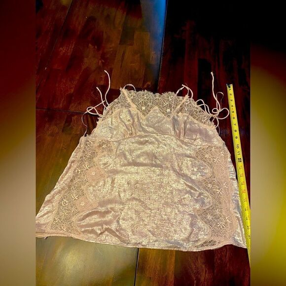 NWOT FP Intimately Shimmer on Cami Large - Picture 9 of 9